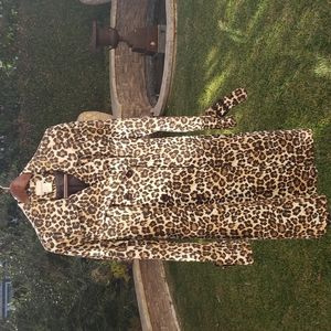 Carabella Leopard print trench coat size large